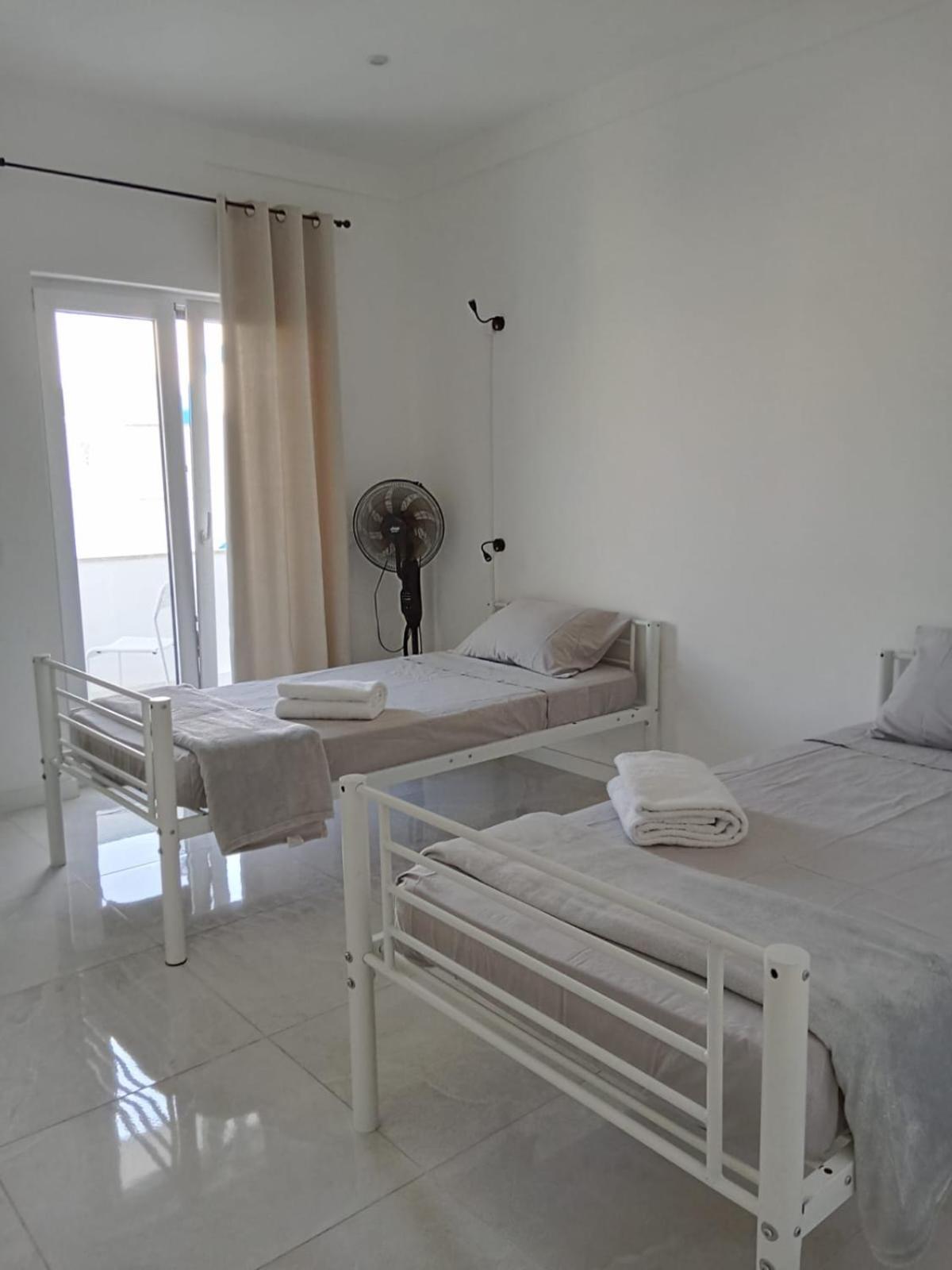 HostelccPortimão Zewnętrze zdjęcie